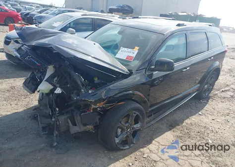 2020 Dodge Journey Crossroad z USA, uszkodzony, nr VIN 3C4PDCGB6LT254380